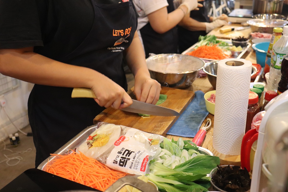 Discover Hokkien (Tour + Cooking Class)